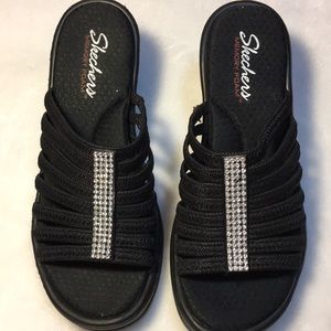 Brand new Sketchers memory foam shoes